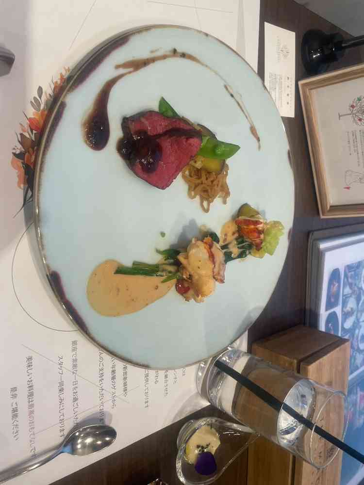 フレンチと和食を混合した創作料理