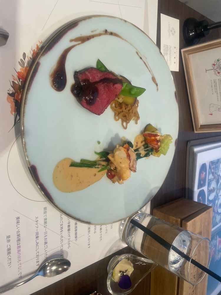 フレンチと和食を混合した創作料理