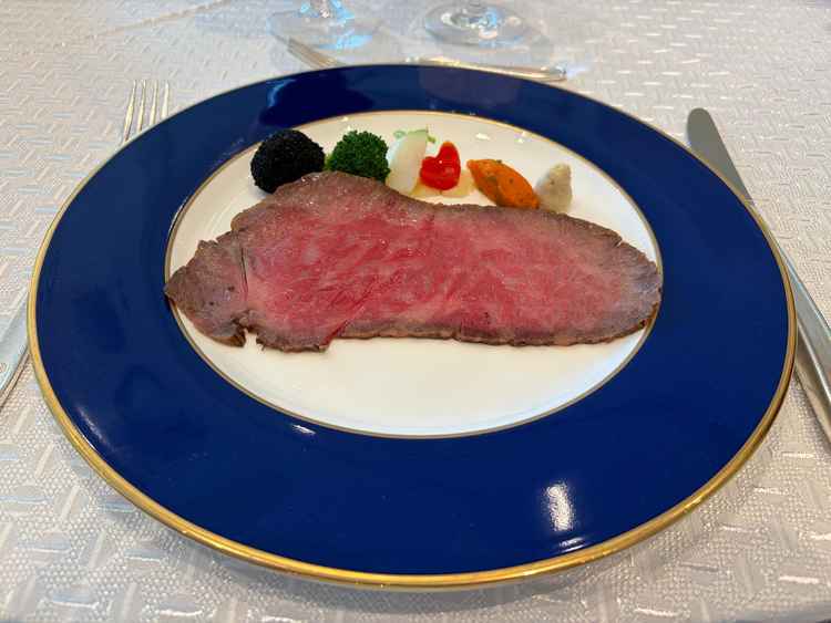 試食でいただいたローストビーフ。評判通りの美味しさだった。