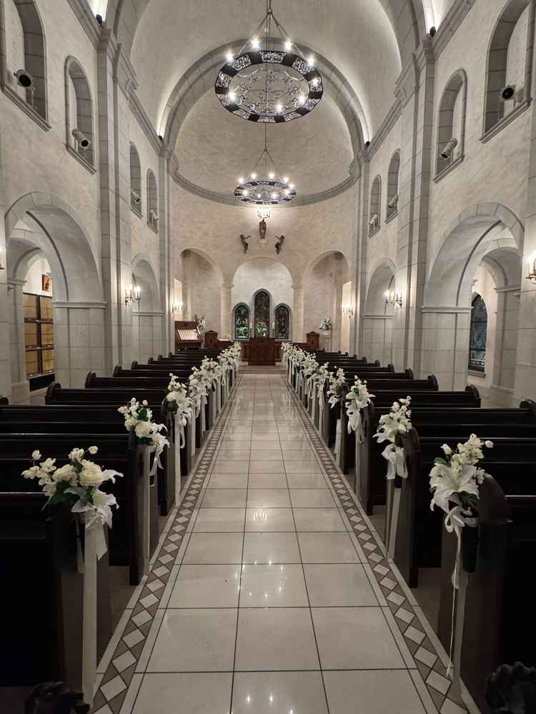 チャペルです。暖かみのある色合いで素敵でした。