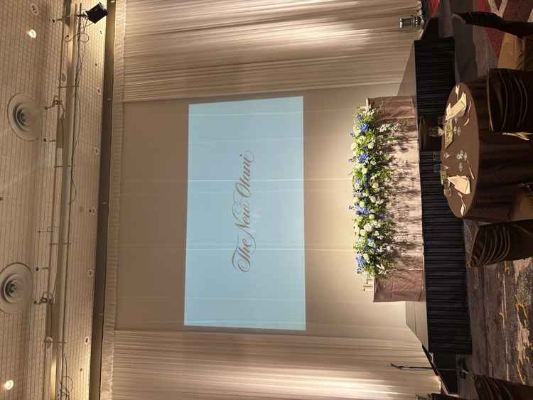 天井も高く開放感があり格式のある会場でした。