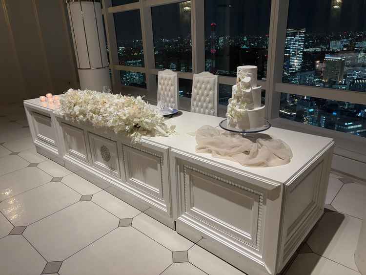 白基調でしたが装飾によってだいぶ雰囲気が変わると思うので自分好みにできると思いました。