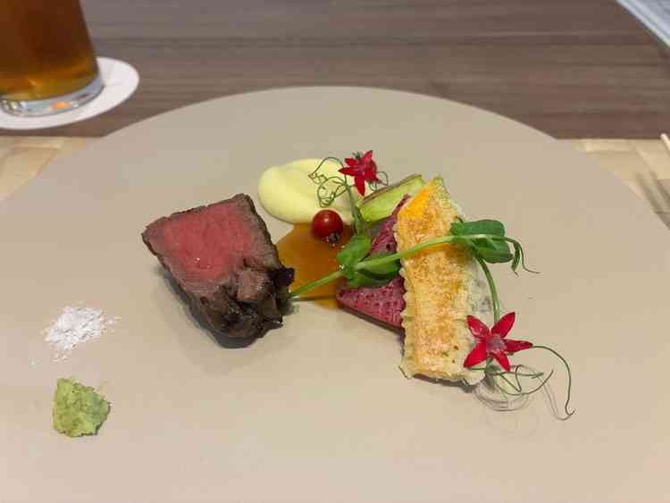 試食させていただいた料理です。見た目も綺麗でおいしかったです。