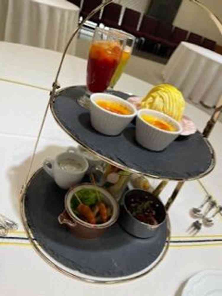 地元の食材があったり、おいしかったです。