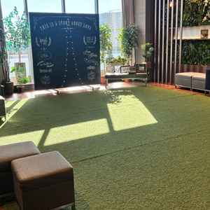 インガーデンの写真。天候に左右されずフリースタイルで新郎新婦とゲストで思い出の写真を撮れる空間。