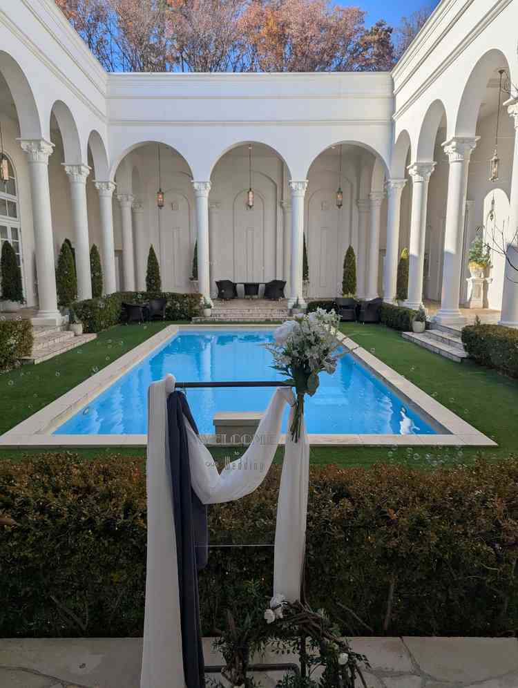 ヴィクトリアハウスの中庭