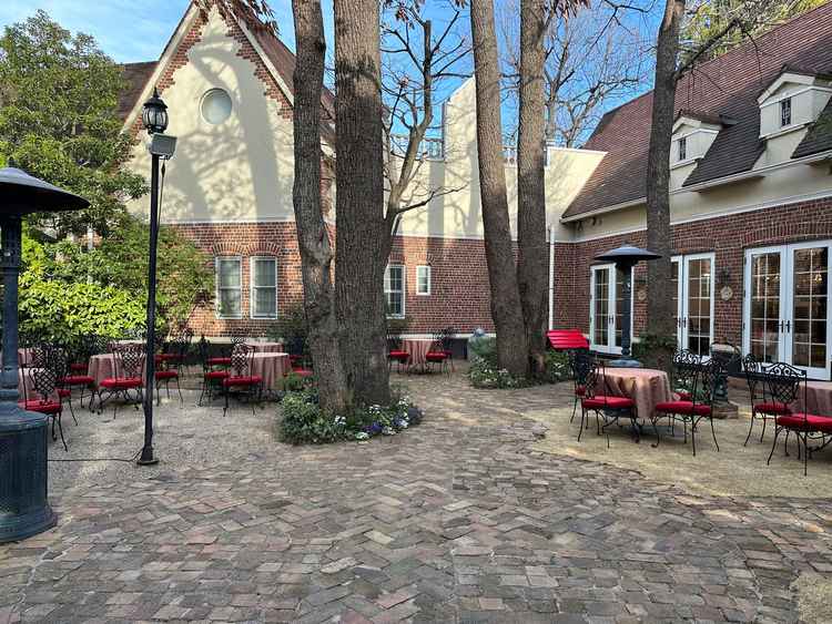 ペンブルックのガーデン。落ち着いた雰囲気で素敵でした。