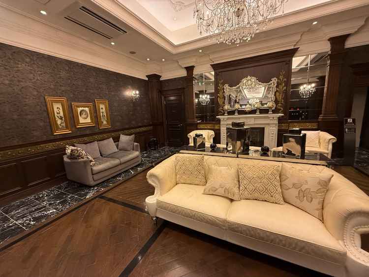 待合室も高級感がありわくわくさせてくれます。