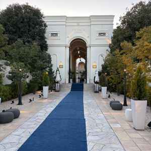 入り口を入った部分。フラワーシャワーが似合いそうだと思った。