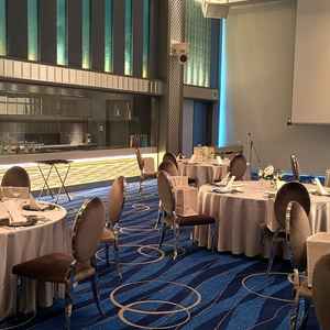 披露宴会場(GrandBlue)