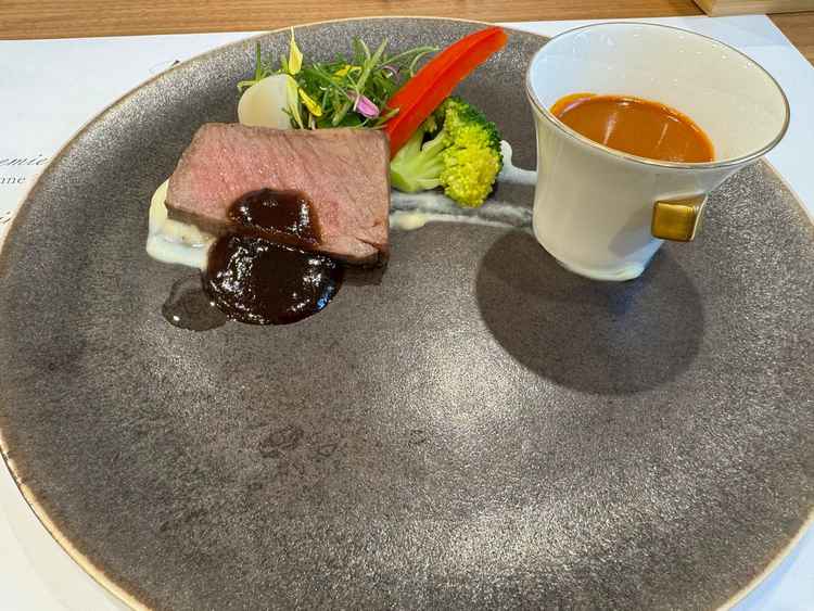 試食のメイン料理