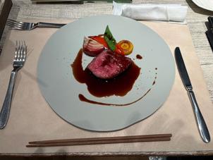 幸せ絆牛のサーロイン。料理も自由度が高い。