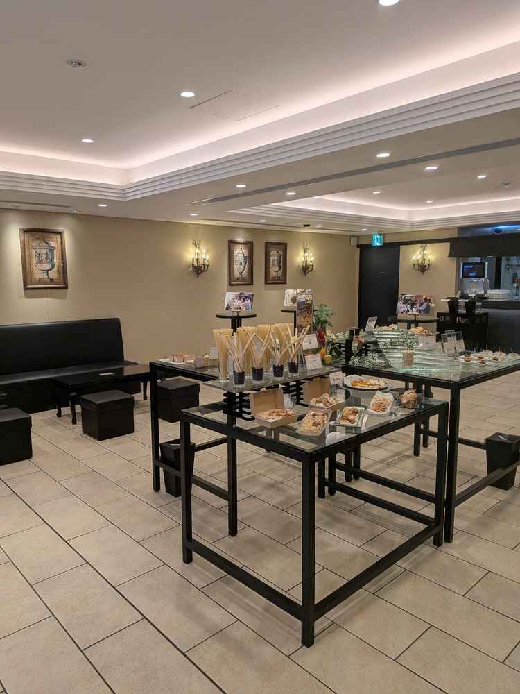 きょしきと披露宴の間にウェルカムパーティーが出来る場所もあった。是非ともここの説明は聞いて欲しい