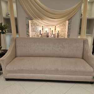 披露宴会場のソファ