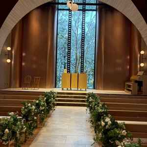 木目調のチャペル