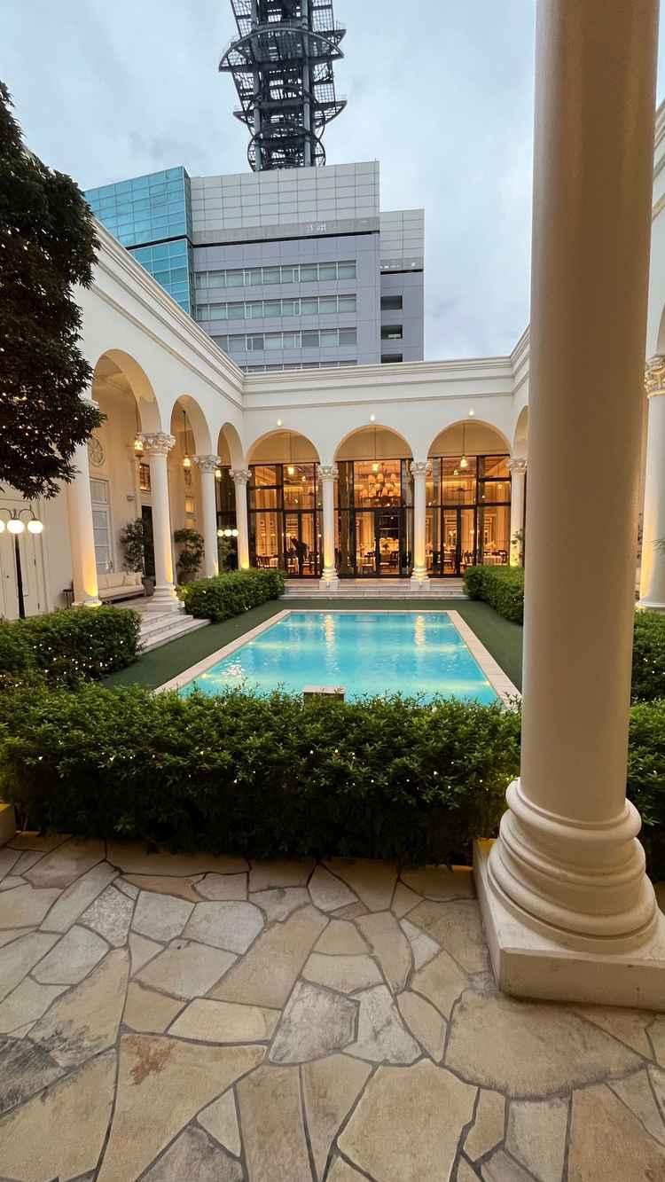 海外ドラマのようなプールのお庭が理想通りでした！