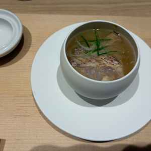 試食3品目の写真。鯛のお茶漬けであるが、絶品で美味しかった。食事が美味しいのも特徴と認識した。