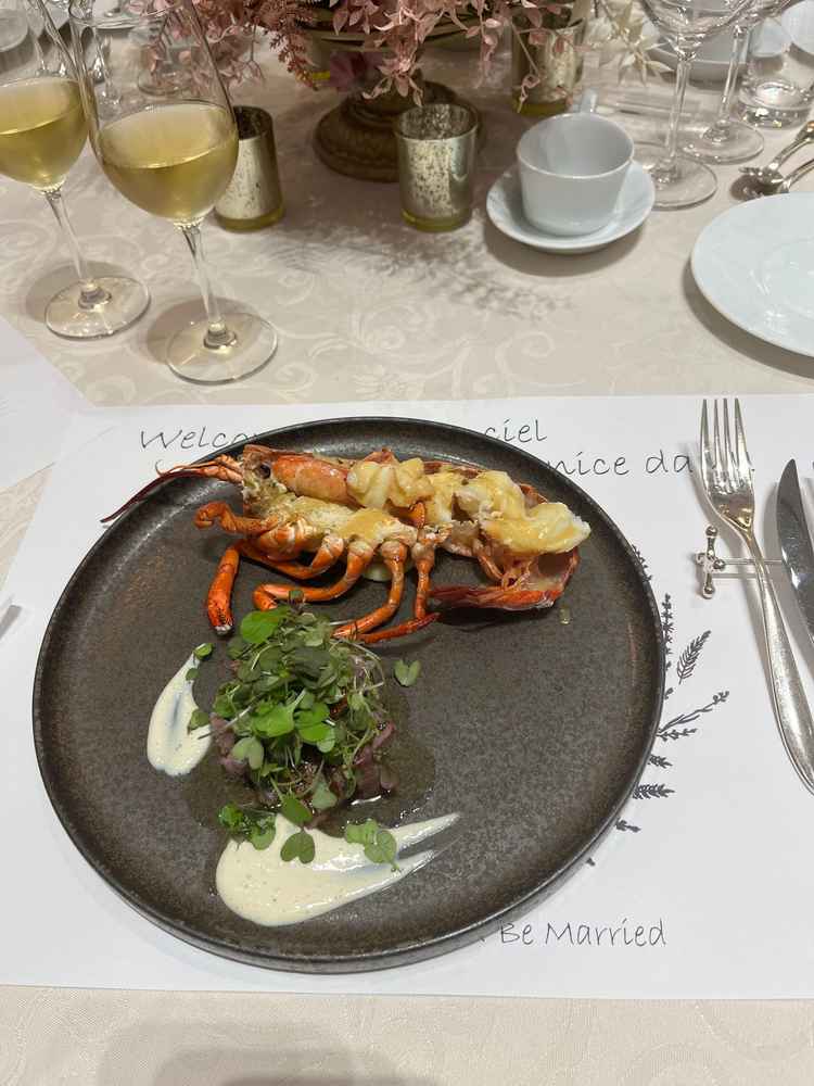 コースによってはソースの選択ができ、参加者の好みに合わせた食事ができます