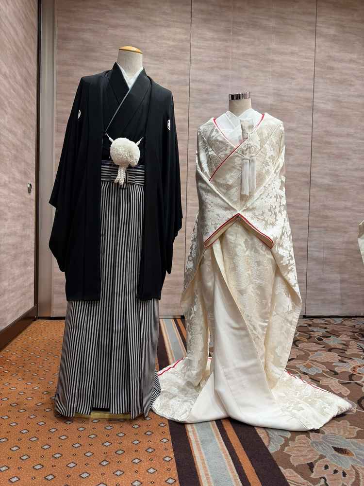新郎新婦の和装のコーディネート例。フェアの中では試着体験もさせていただきました。