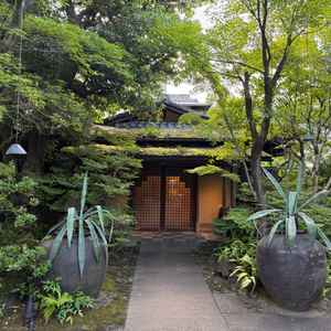 外観、この中に披露宴会場があった