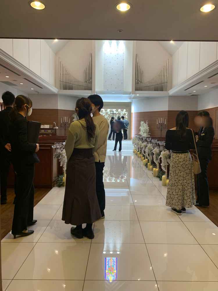 中は白と茶を基調としたシンプルなデザインになっており、全体的に温かみのある雰囲気でした。