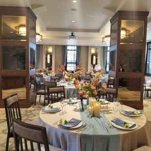 〜60名の披露宴会場