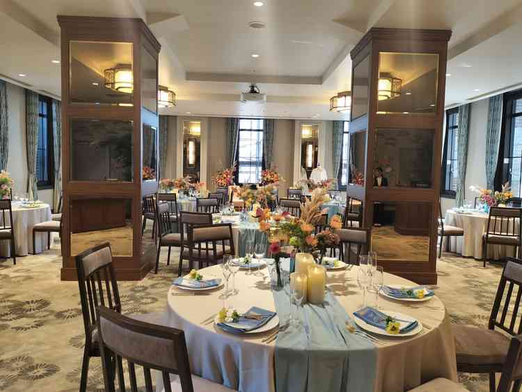 〜60名の披露宴会場