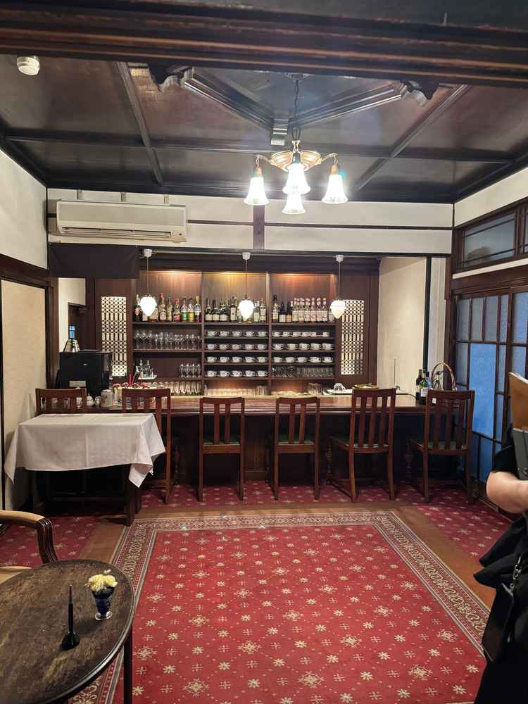 待合室のカウンター