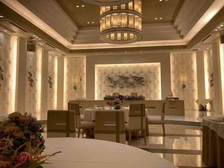 披露宴の会場です。とても落ち着いた雰囲気でした