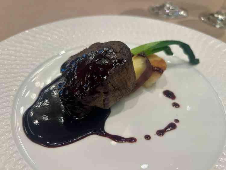 試食でいただいた国産牛ヒレ肉です。