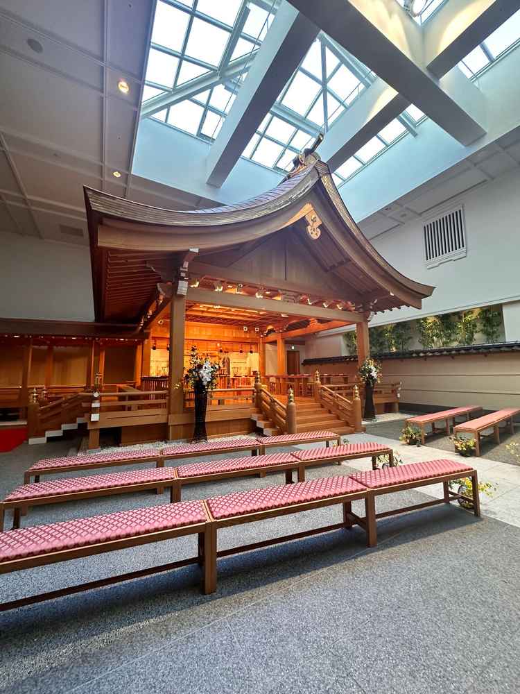 見積もりに和装での前撮りも入れていただきました。素敵な神殿のため、ここでの前撮りに憧れがあります。