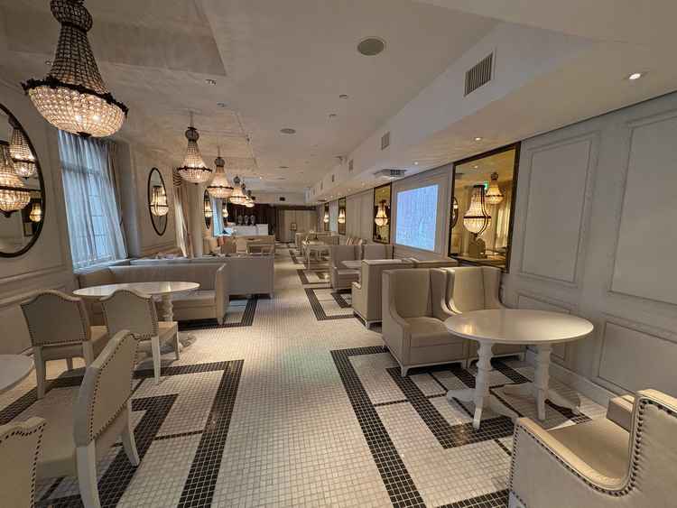 ゲスト用ロビーは広く、おもてなし用にゲーム等を置くなど自由にアレンジできるのが良かった。