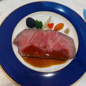 試食のローストビーフ。