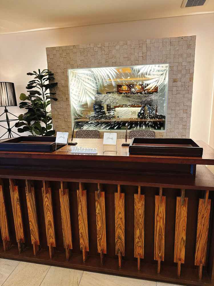 おしゃれな受付スペース