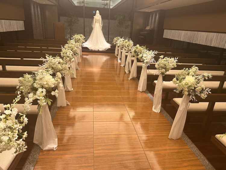 チャペルの雰囲気がよく、午前式になれば陽の光がよく入るそうで、とてもよかったです。