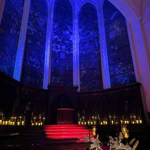 暗転した大聖堂