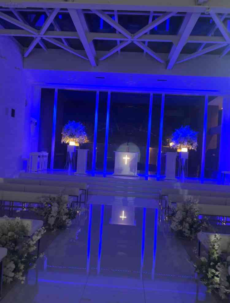 夜に見学したチャペルです。後ろでは噴水の演出もしていただきとても素敵でした。