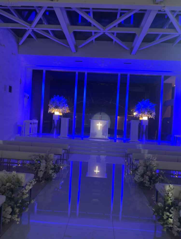 夜に見学したチャペルです。後ろでは噴水の演出もしていただきとても素敵でした。