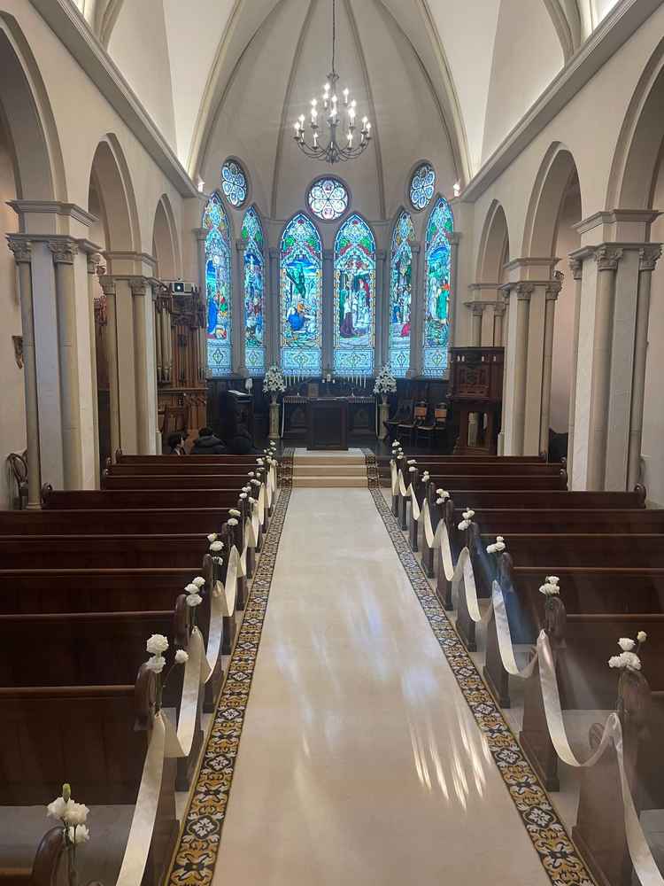 本館のチャペル。ステンドグラスは本物で、パイプオルガンも昔のヨーロッパで使われていたものだそう。