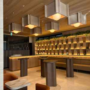 友人控室の写真。壁の装飾は全て自由で、写真も飾れるスペースがあり素敵でした。