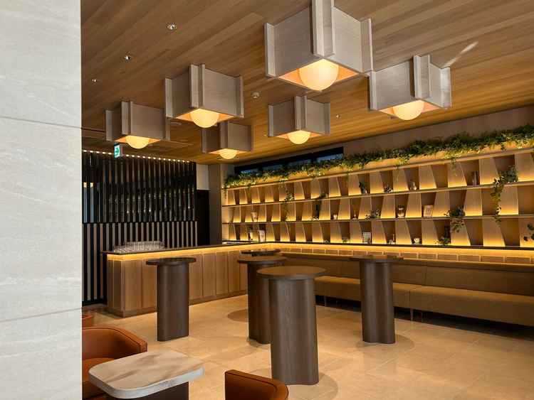 友人控室の写真。壁の装飾は全て自由で、写真も飾れるスペースがあり素敵でした。