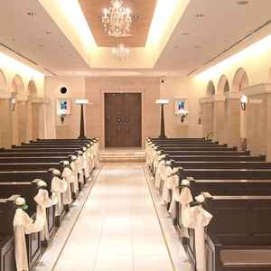 いわゆるクラシカルなチャペル。いった道を帰らないように、入り口と出口がしっかり分かれていて驚いた。