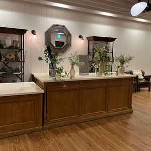 ホワイエ。自分たちの好みに装飾できるところが魅力的。