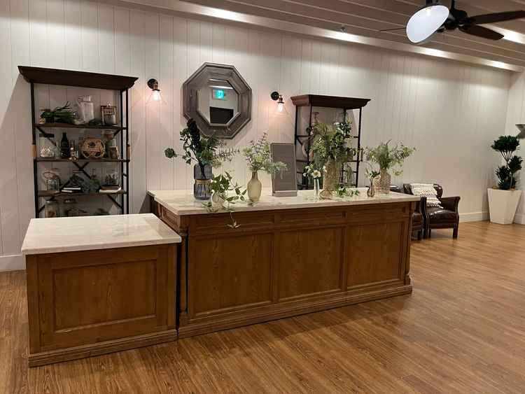 ホワイエ。自分たちの好みに装飾できるところが魅力的。