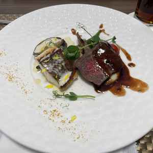 豪華な試食。アレルギーがあるので伊勢海老がアワビになっている。アレルギー対応がしっかりしていた。