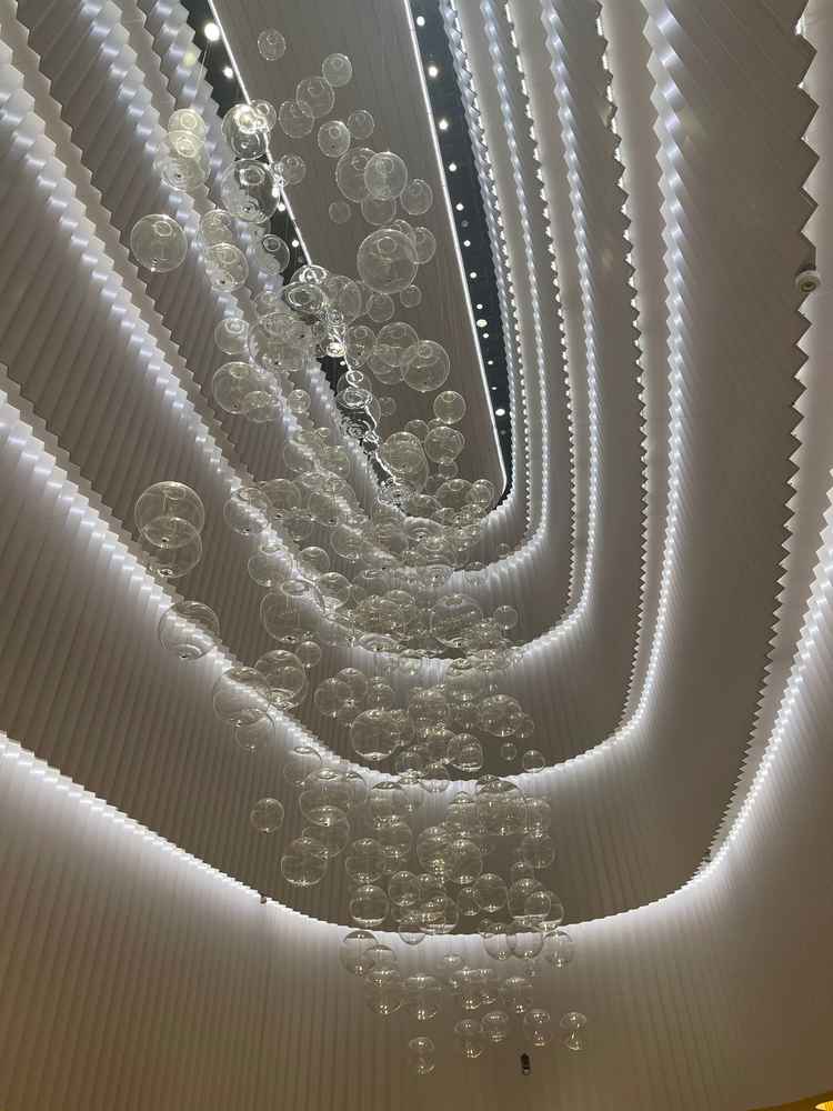 一つ目のチャペルの天井にある装飾