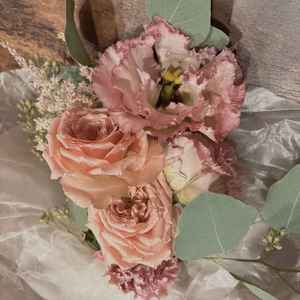 ブーケをいただき、実際に階段から降りました。