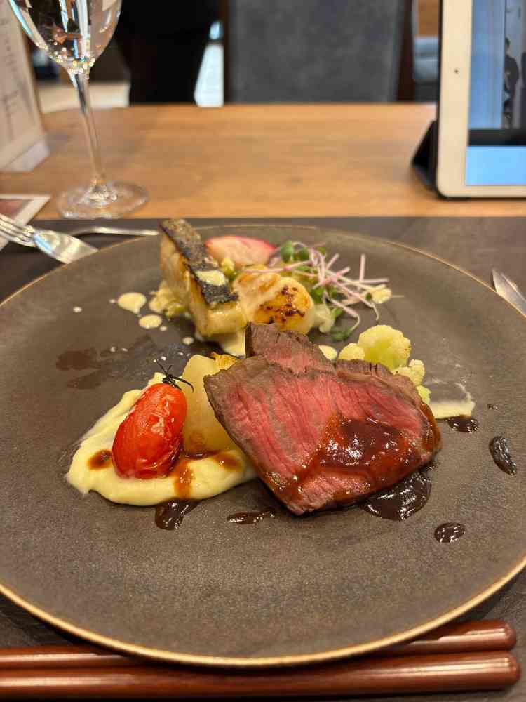 食事(牛肉のロースト)