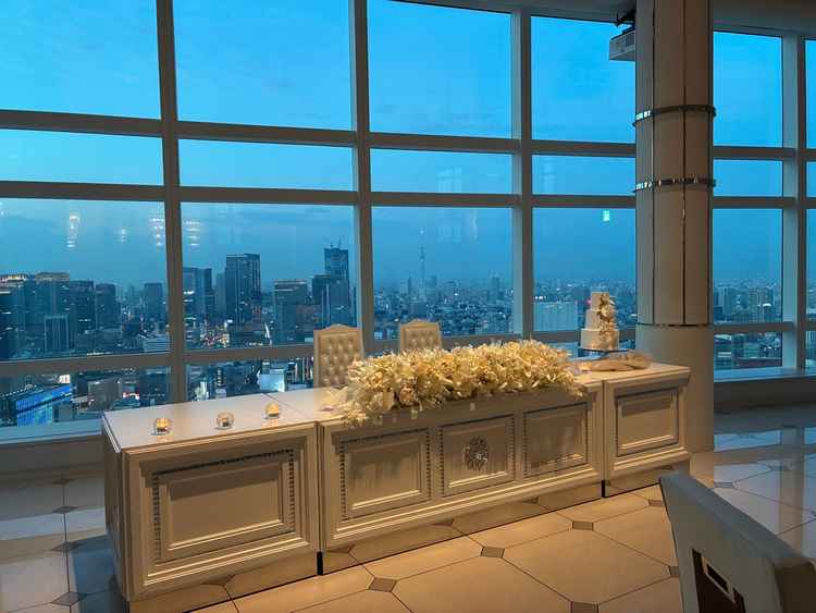 披露宴会場です。スカイツリーが見える景色が素敵でした。