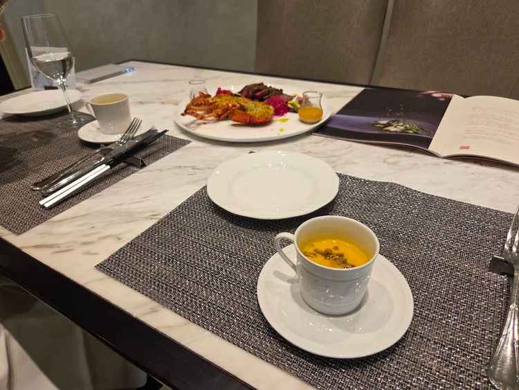 かぼちゃのスープ美味しかったです。